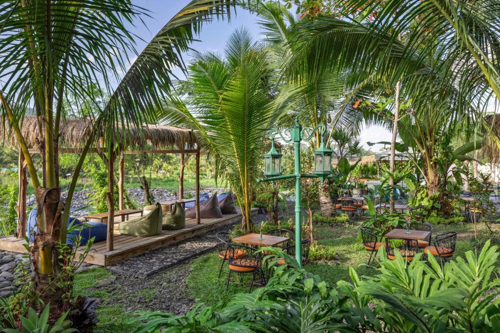 natya-river-sidemen-restaurant-gallery-10.jpg